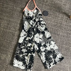 Little girls black/white flower printed paradise romper by Tiny Whales size 3T